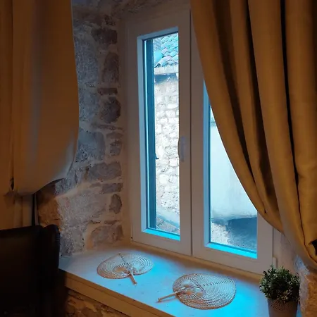 Apartment Palace